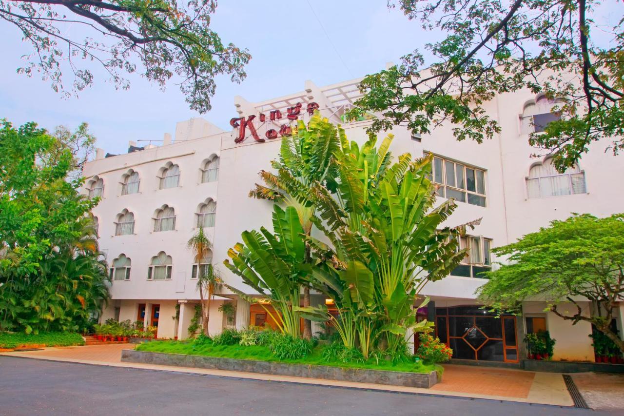 Maya'S Kings Kourt Hotel Mysore Exterior photo